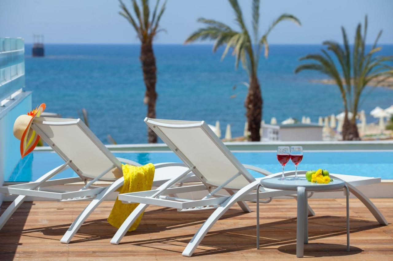 King Evelthon Beach Hotel & Resort Klorakas Екстериор снимка